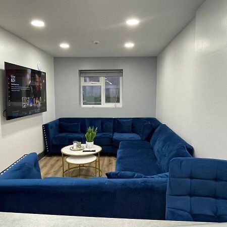 Free Parking Cosy Studios Close To City And Qe And Uob! برمنغهام المظهر الخارجي الصورة