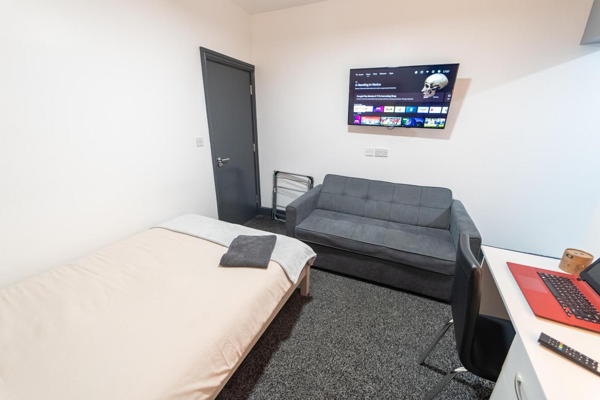 Free Parking Cosy Studios Close To City And Qe And Uob! برمنغهام الغرفة الصورة