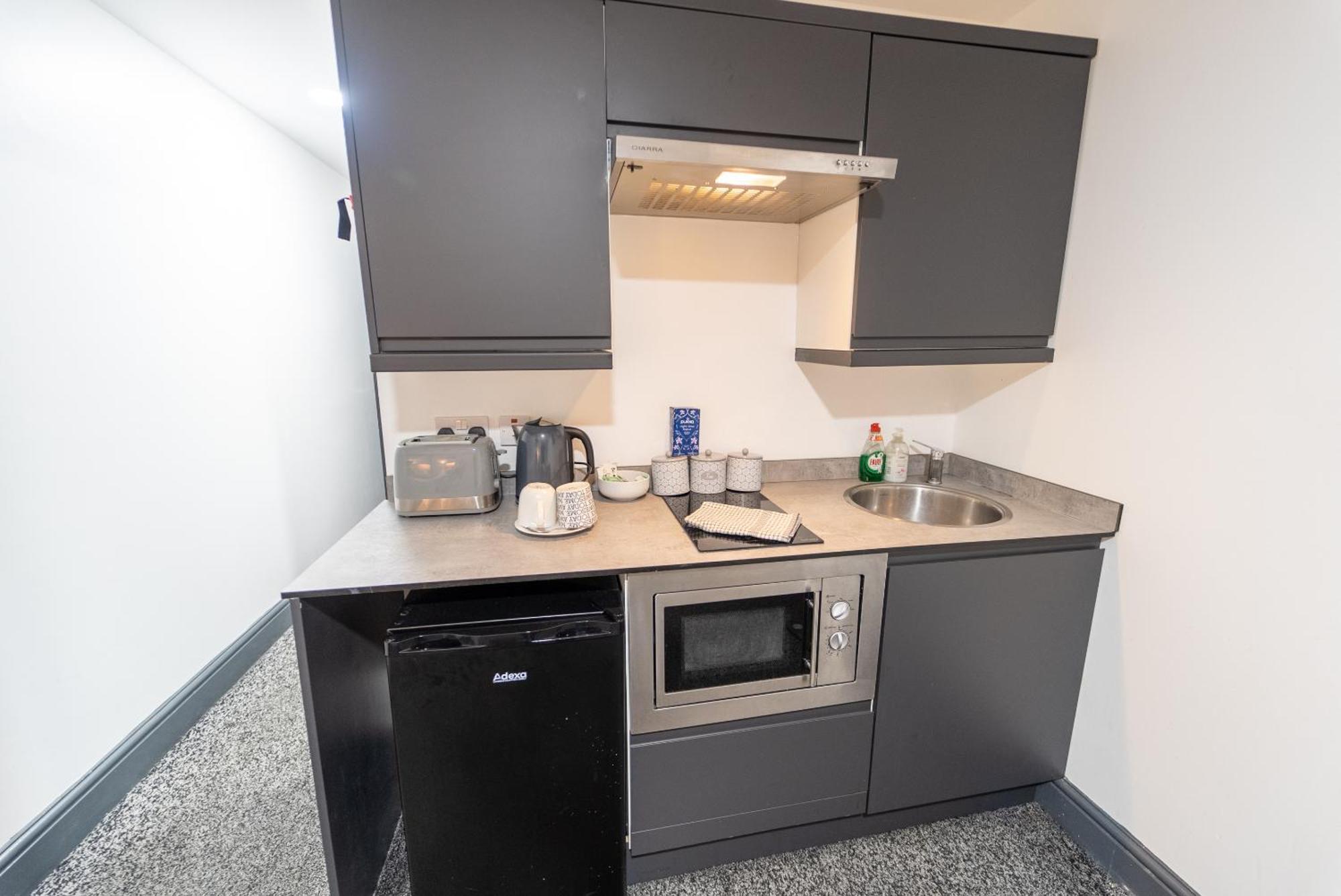 Free Parking Cosy Studios Close To City And Qe And Uob! برمنغهام الغرفة الصورة