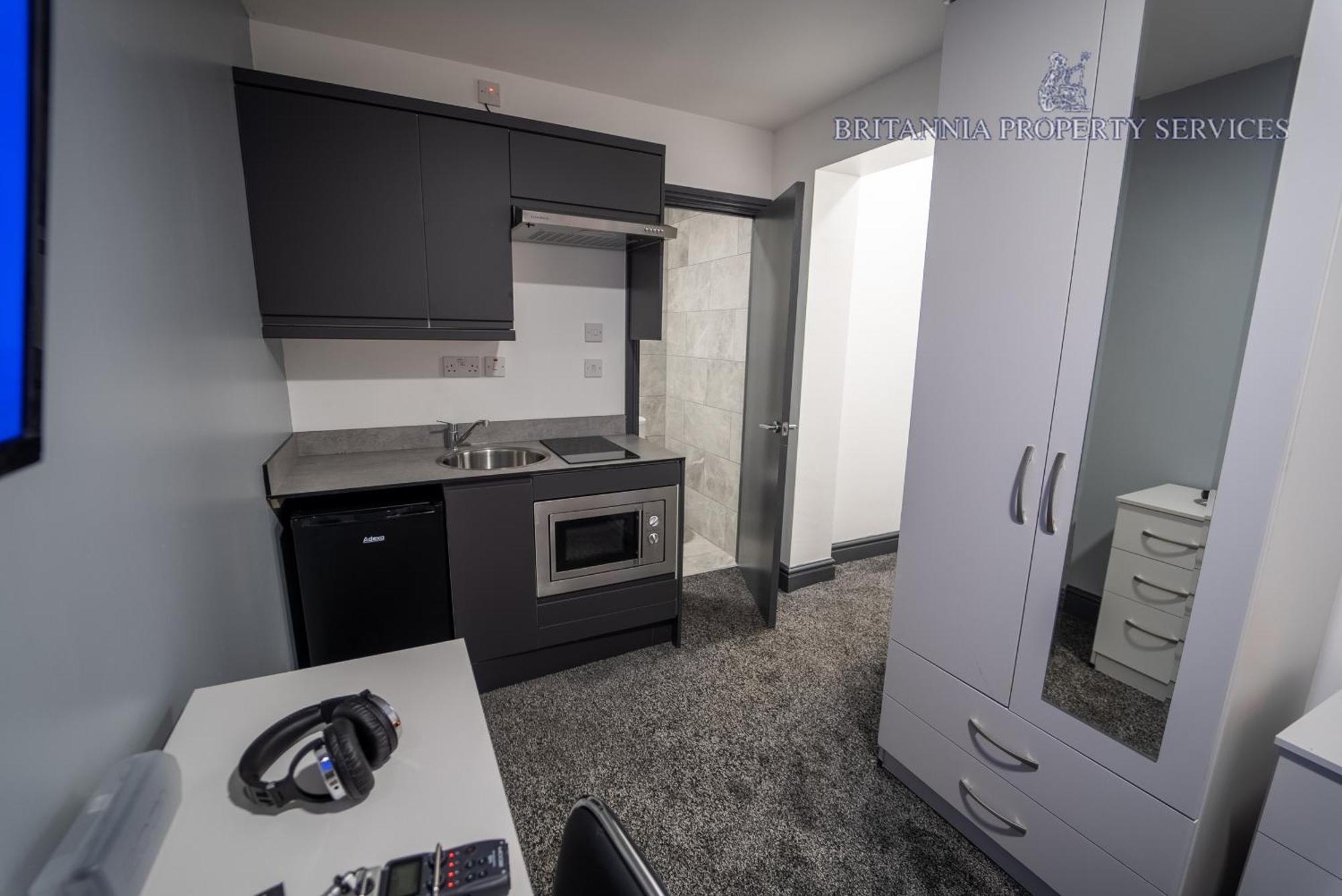 Free Parking Cosy Studios Close To City And Qe And Uob! برمنغهام الغرفة الصورة