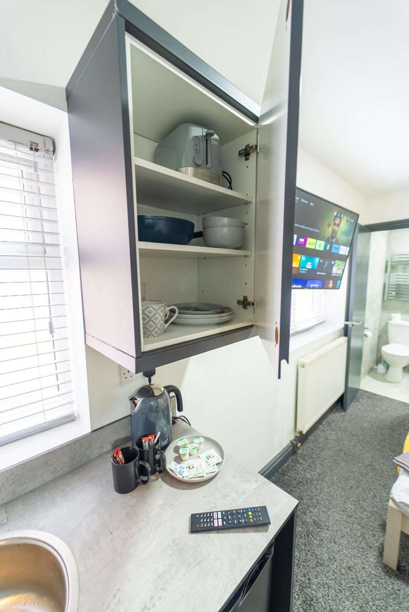 Free Parking Cosy Studios Close To City And Qe And Uob! برمنغهام الغرفة الصورة