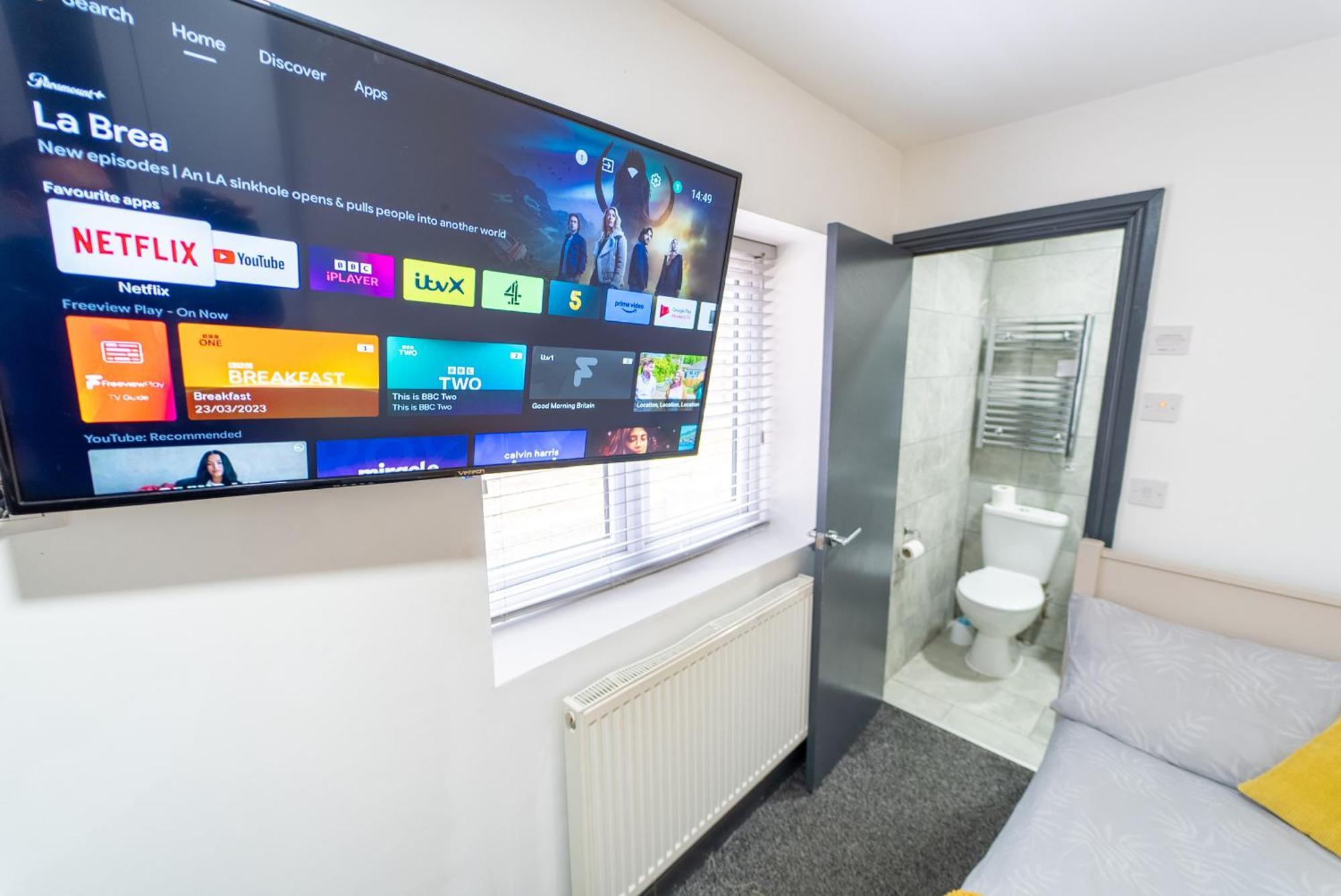 Free Parking Cosy Studios Close To City And Qe And Uob! برمنغهام المظهر الخارجي الصورة
