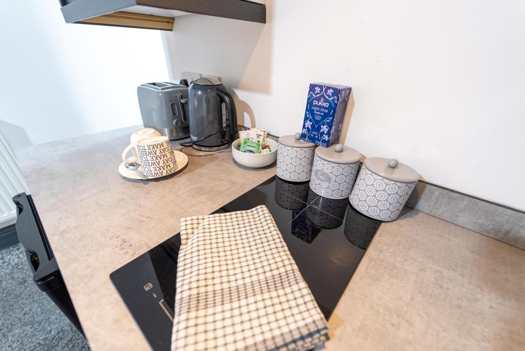 Free Parking Cosy Studios Close To City And Qe And Uob! برمنغهام الغرفة الصورة