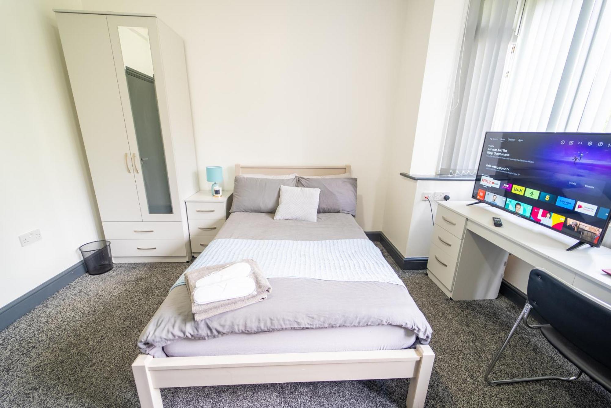 Free Parking Cosy Studios Close To City And Qe And Uob! برمنغهام الغرفة الصورة